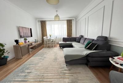 Apartament cu 3 camere decomandat în Păcurari