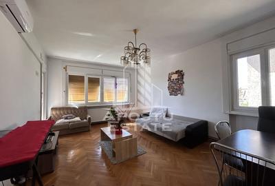 Apartament cu 4 camere decomandat, mobilat în Medicină