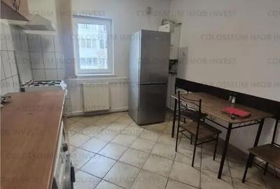 Apartament cu 3 camere decomandat în Astra - 12