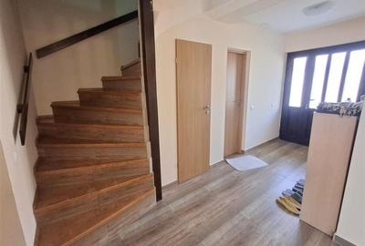 Casă cu 5 camere cu Teren 150 Mp în Turnișor - 11