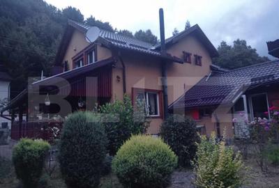 Casa ideala pentru locuit, relaxare sau investi?ie turist - 1