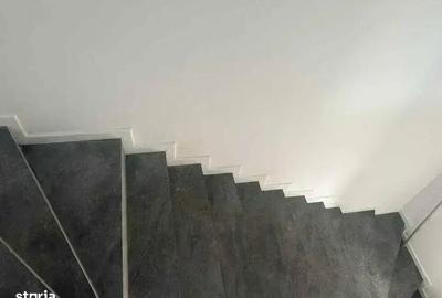 Casă cu 3 camere cu Teren 300 Mp în Central - 3