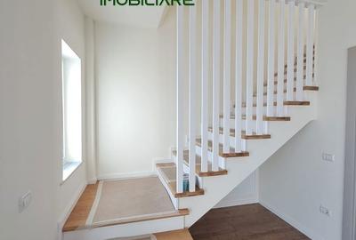 Casă cu 4 camere cu Teren 250 Mp în Rediu - 2