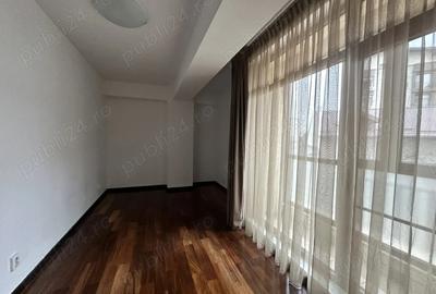 Apartament cu 3 camere decomandat în Băneasa - 9