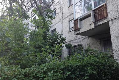 Apartament cu 2 camere decomandat în Rahova - 11