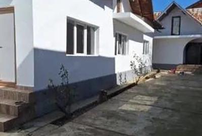 Vanzare casa Targoviste- zona Suseni - 2