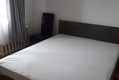 Apartament cu 3 camere decomandat în Obcini - 2