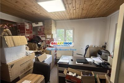 Spațiu comercial, de 150 mp, în Central - 3