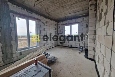 Casa, parter cu pod, 80 mp utili, teren 477 mp, zona Metro - 3