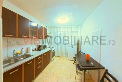 Apartament cu 3 camere decomandat, mobilat în Unirii