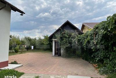 Casă cu 8 camere cu Teren 3000 Mp în Dragomirești - 2