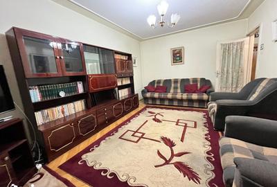 Apartament cu 3 camere decomandat în Cug - 3