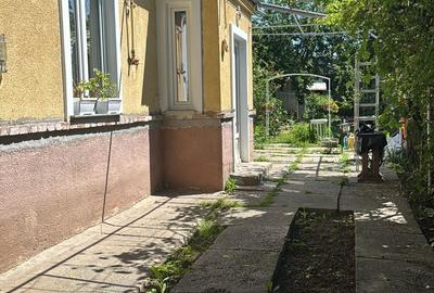 Casă cu 4 camere cu Canalizare în Andronache - 6