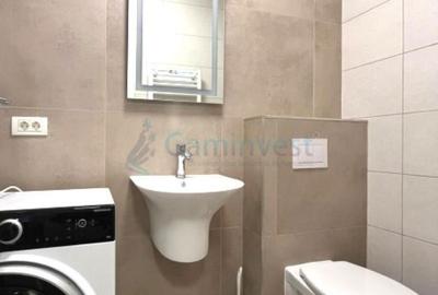 Apartament cu 3 camere, mobilat în Central
