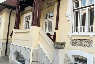 Casă cu 5 camere cu Teren 402 Mp în Central - 4