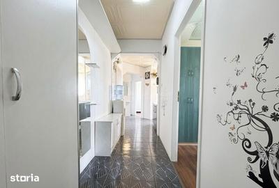 Apartament cu 4 camere în Nufărul - 7