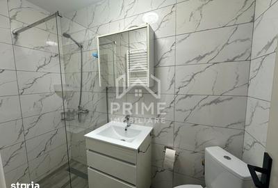 Apartament cu 2 camere, mobilat în Central