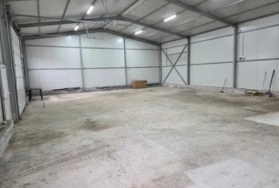 Spațiu comercial, de 200 mp, în Central - 4