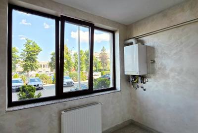 Apartament cu 3 camere decomandat în Tractorul - 9