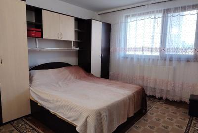 Apartament cu 2 camere decomandat, mobilat în Piața Centrală - 1