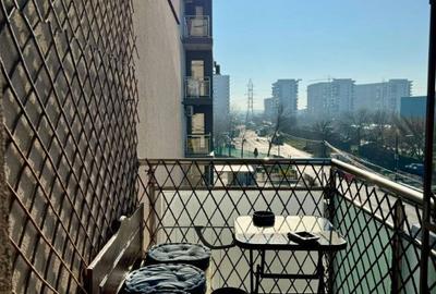 Apartament cu 3 camere decomandat în Metalurgiei - 9