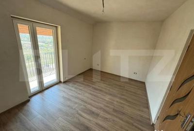 Apartament cu 3 camere decomandat în Aiud - 5
