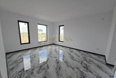 De vanzare / 3 Camere / 2 Bai / Berceni - 6