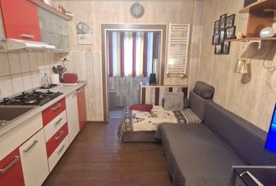 Apartament cu 3 camere decomandat, mobilat în Nicolina - 2