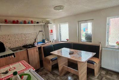 Garsonieră decomandată în Central - 2