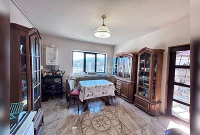 Casă cu 2 camere cu Canalizare în Central - 6