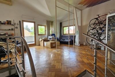 Casă individuală cu 6 camere cu Canalizare în Capitale - 6