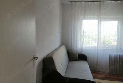 Apartament cu 4 camere decomandat în Central - 2