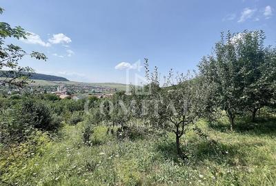 Casă cochetă cu teren generos și panoramă Chinteni - 27