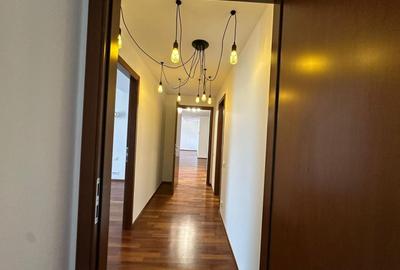 Apartament cu 4 camere decomandat, mobilat în Băneasa - 23