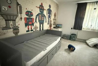 Casă cu 5 camere cu Teren 100 Mp în Central - 1