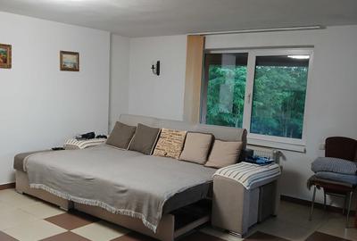 Casă cu 4 camere în Central - 5