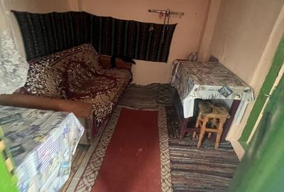 Casă cu 3 camere cu Teren 900 Mp în Central - 6