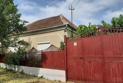 Casă cu 4 camere în Chișirid - 6