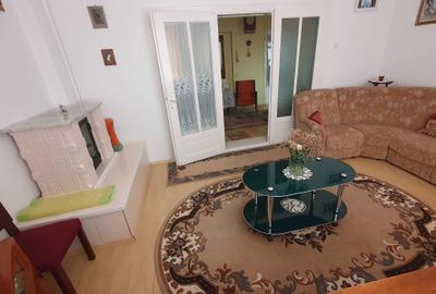 Casă cu 4 camere în Central - 6