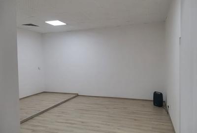 Spațiu comercial, de 260 mp, în Roman - 6