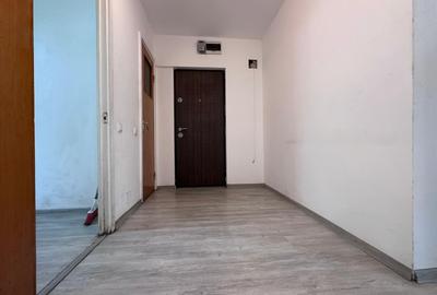 Apartament cu 3 camere decomandat în Drumul Taberei - 13