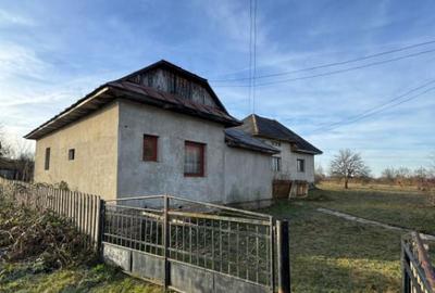 Doua case pe acela?i teren, 180 mp utili, 25 ari, ?indre? - 1