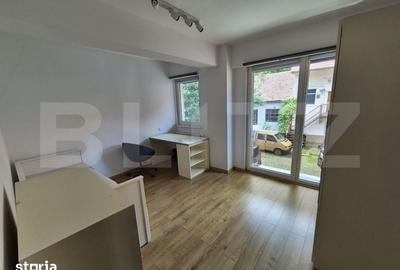 Apartament cu 3 camere semidecomandat în Central - 6