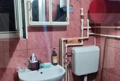 Garsoniera cocheta, mobilata, vedere panoramica, zona lini?tita - 2