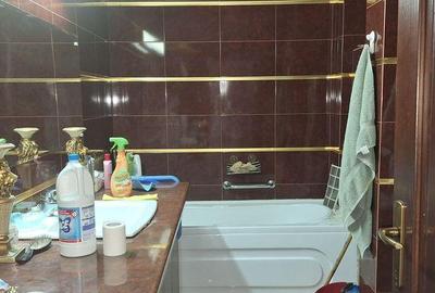 Apartament cu 7 camere semidecomandat în Mărășești - 1