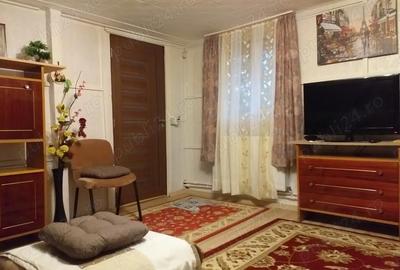 Casă cu 4 camere cu Teren 670 Mp în Moieciu - 2