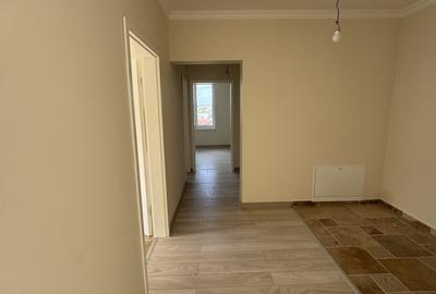 Apartament cu 2 camere decomandat în Giroc - 3
