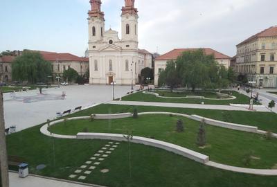 Apartament cu 3 camere semidecomandat în Central - 6