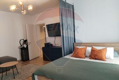 Apartament cu 2 camere decomandat în Cristian - 1