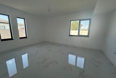 Casa individuala, parter, 4 camere+ parcare,+ curte proprie 380 mp,Comision 0 - 9
